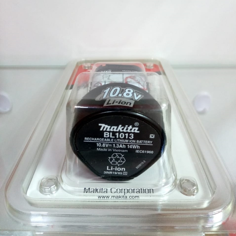 картинка Аккумулятор BL1013 (10В, 1,3Ач), блистер, 1 шт. Makita (196066-7) от интернет-магазина РемЗапчасти24